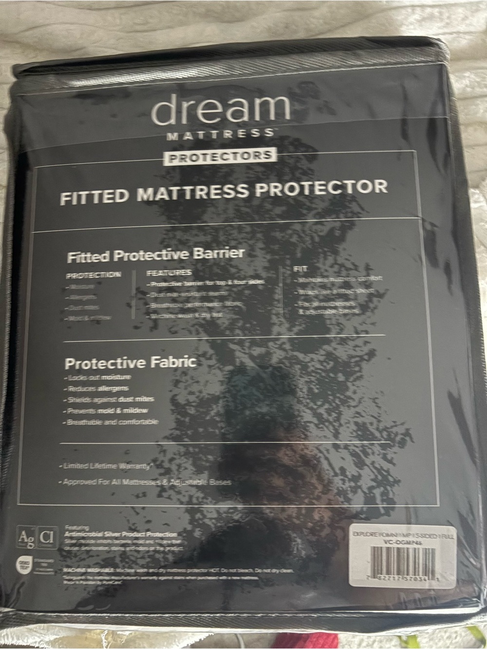 Dream Fitted Mattress Protector - - Picture 2 of 2